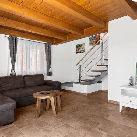 Holiday Home Lino 다일라 외부 사진