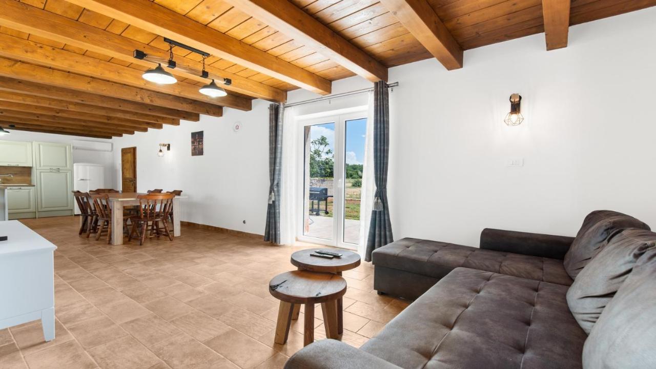 Holiday Home Lino 다일라 외부 사진